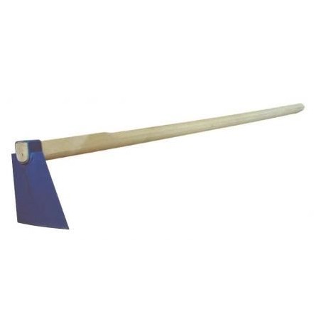 Motyka s dřevěnou násadou